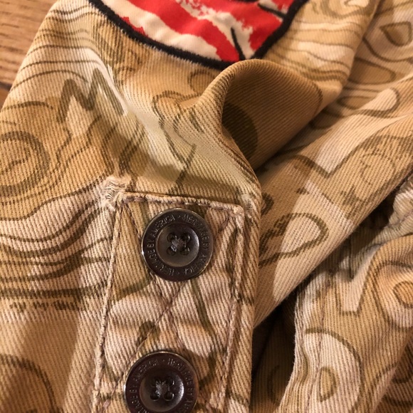 The Heritage by America Comic Button Up - Picture 8 of 13